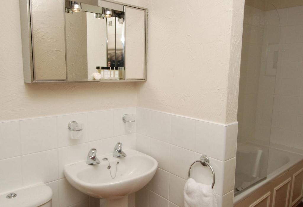 Trevalsa Court Hotel メバギシー 部屋 写真